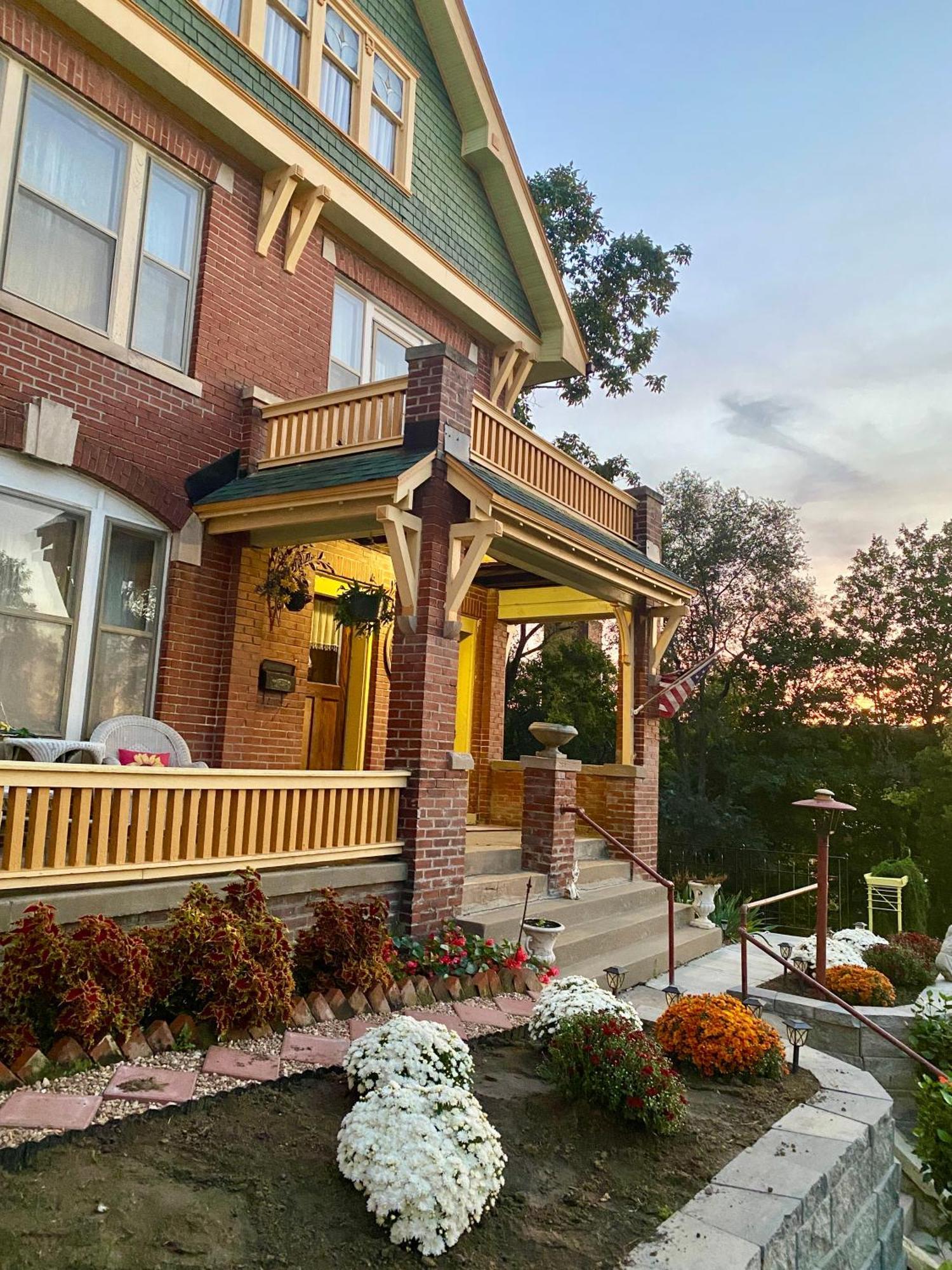 The Edmond An 1887 Arts & Crafts Gem Apartment Saint Joseph Luaran gambar